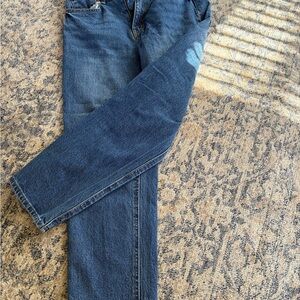 Women’s Blue Wash Jeans